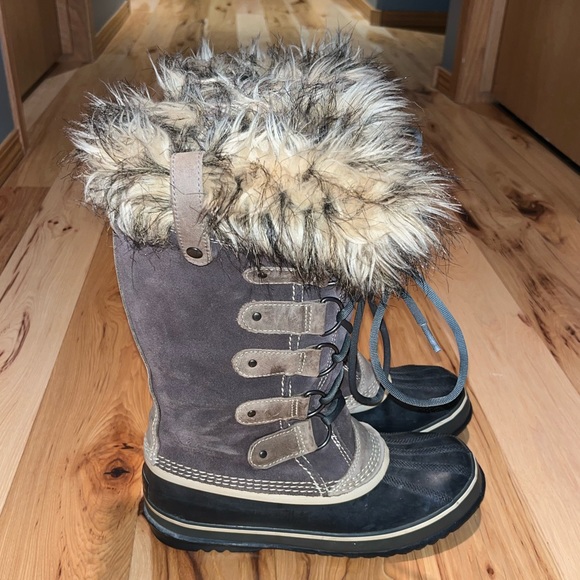 Sorel Joan of Arc waterproof leather winter boots - Picture 2 of 4